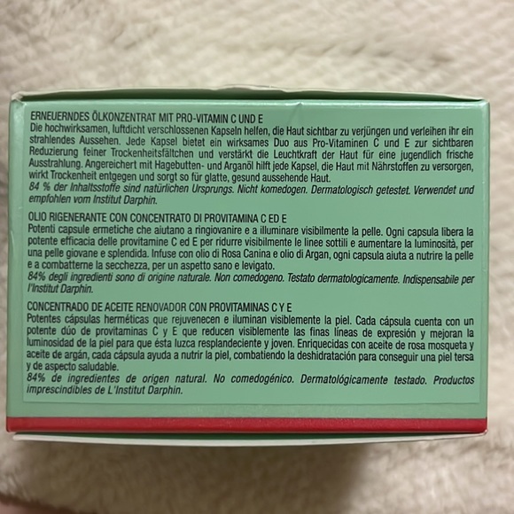 *NEW* Darphine - Anti-Âging & Radiance / Anti-Âge & Éclat - Picture 4 of 6